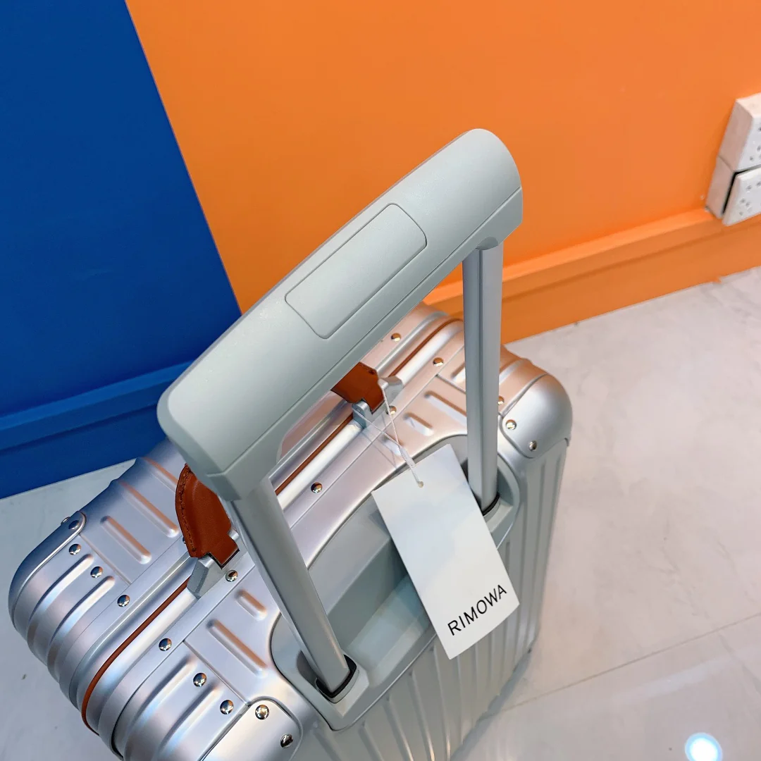 RIMOWA Suitcases 21inch 600202607010103 - Image 4
