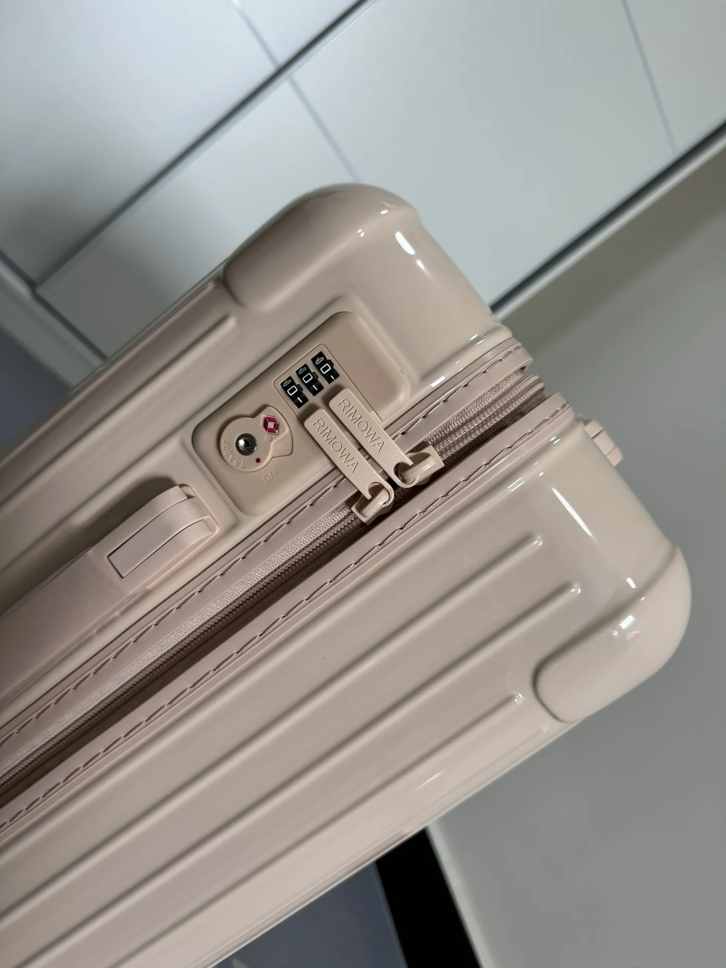 RIMOWA Suitcases 330202607010120 - Image 6