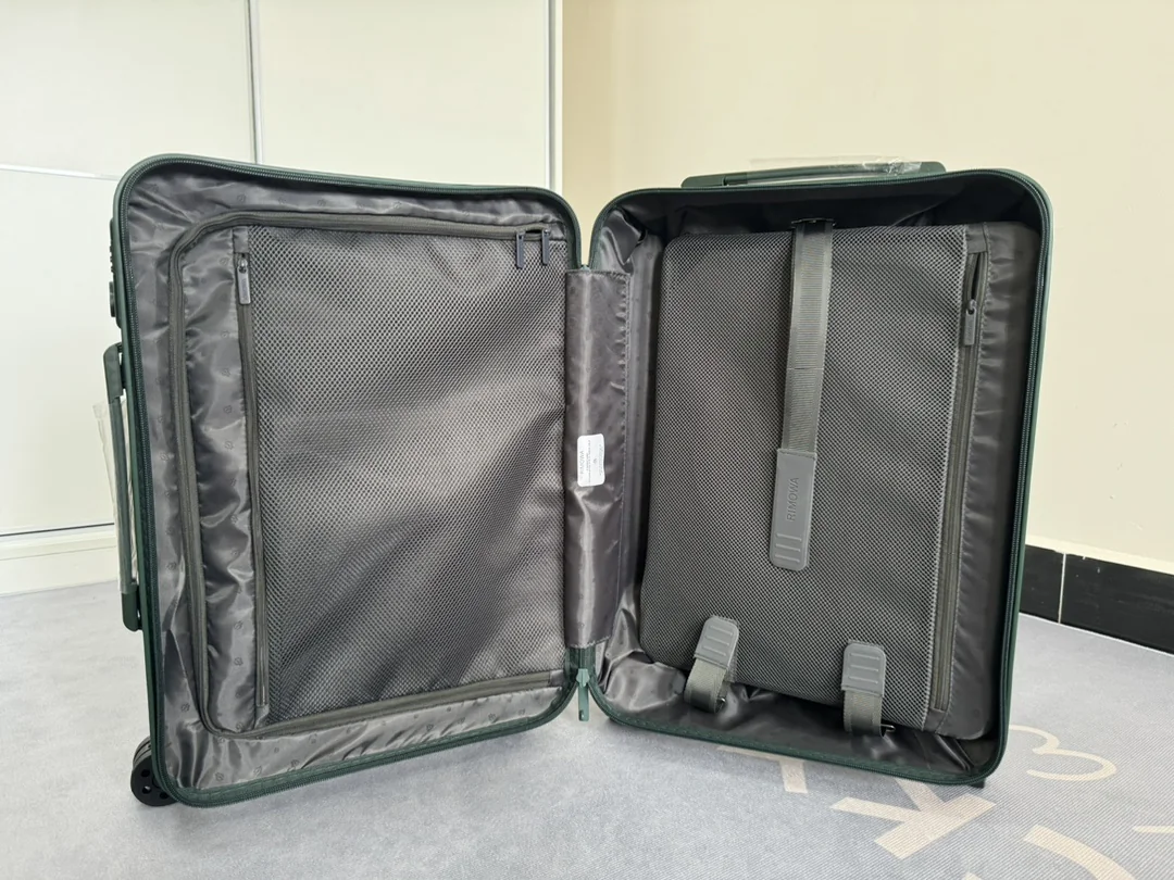 RIMOWA Suitcases 350202607010151 - Image 9