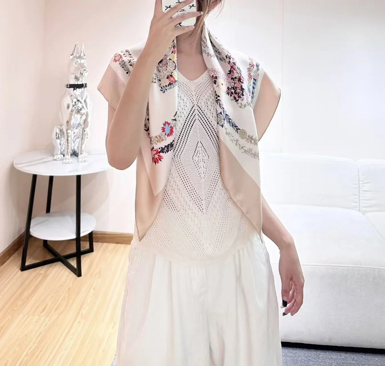 UNCATEGORIZED Scarves & Twilly 175202607020628