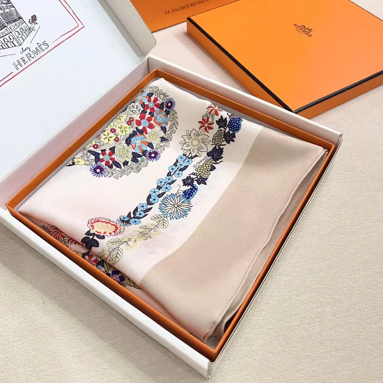 UNCATEGORIZED Scarves & Twilly 175202607020628 - Image 3