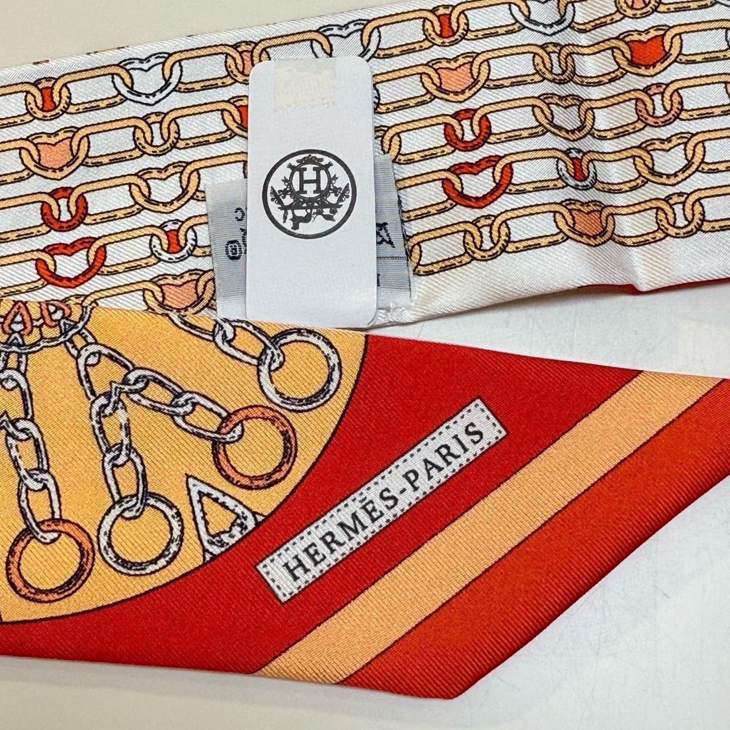 Alternative view of UNCATEGORIZED Scarves & Twilly 45202607020416