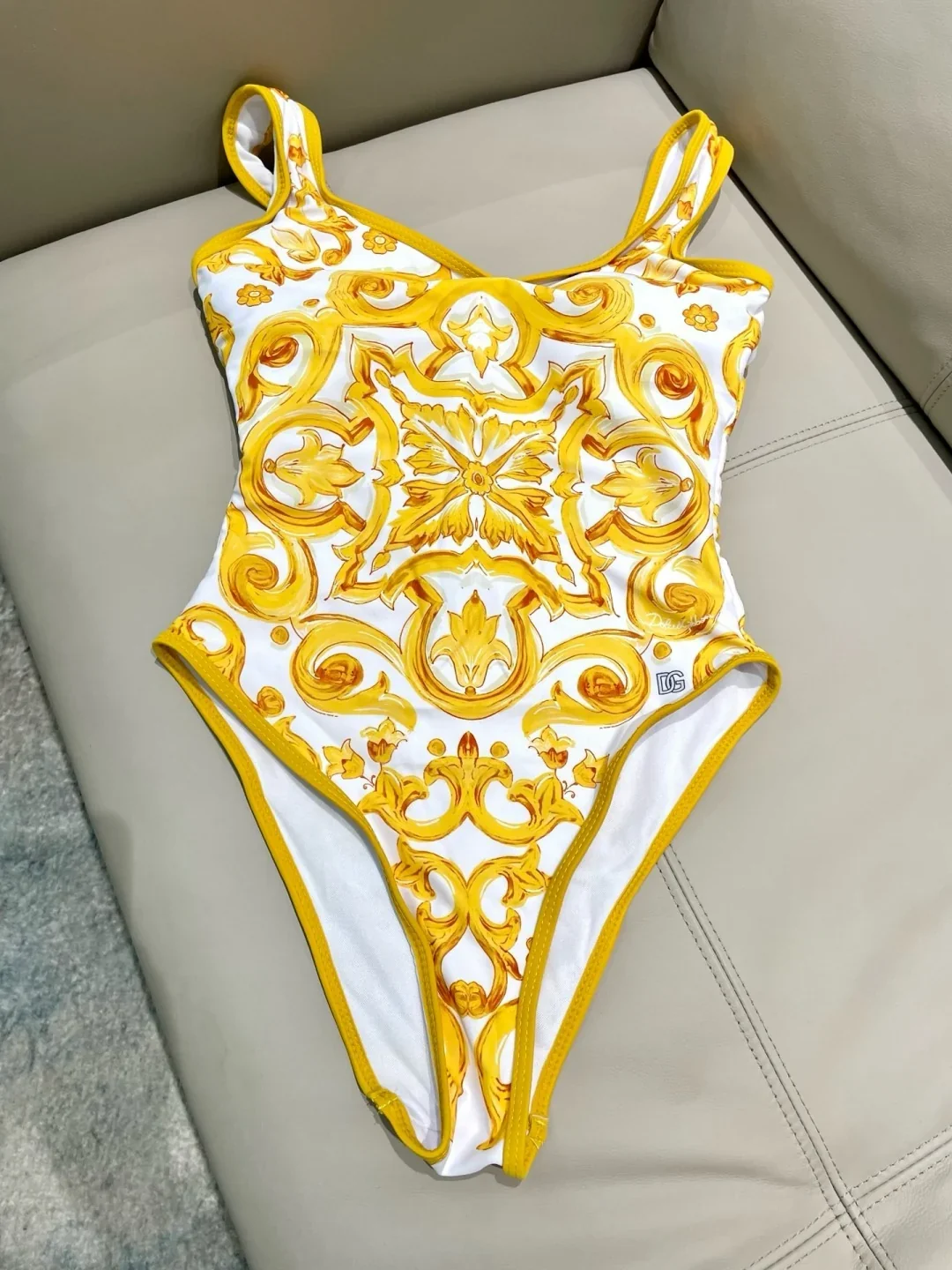 VERSACE Swimwear & Beachwear Women 70202607020682 - Image 4