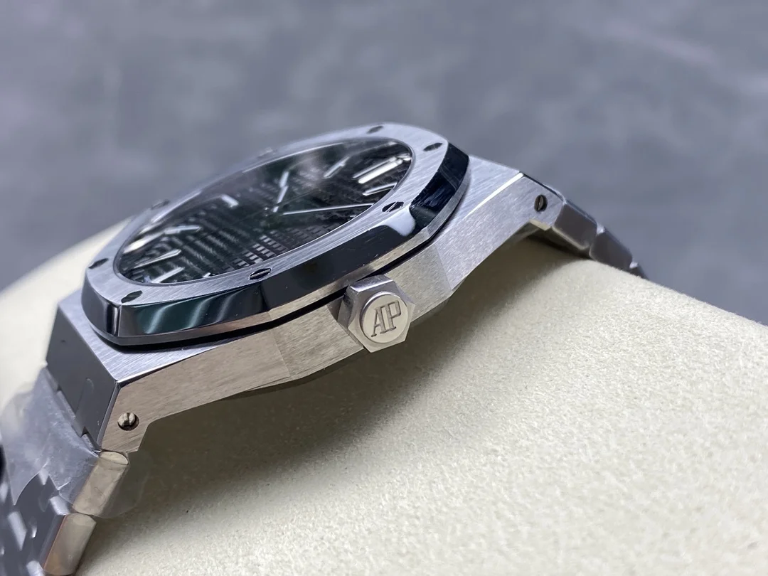 AUDEMARS PIGUET Automated Automated 15510ST (Black Dial) 41mm A450202608050074 - Image 4