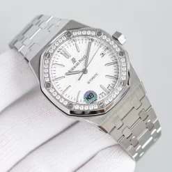 AUDEMARS PIGUET Royal Oak Automatic 15550ST (White-Black Dial) 37mm A600202608050119