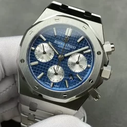 Alternative view of AUDEMARS PIGUET Royal Oak Automatic 26331OR (Blue Dial) 40mm A850202608050095