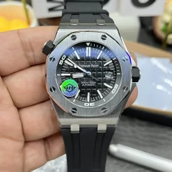 AUDEMARS PIGUET Royal Oak Offshore Automatic 15710 (Black Dial) 40mm A350202608050043