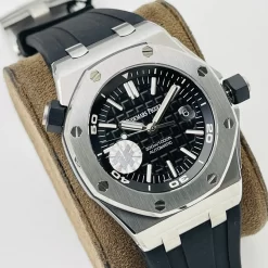 Alternative view of AUDEMARS PIGUET Royal Oak Offshore Automatic 15710 (Black Dial) 42mm ZF B150202608050230