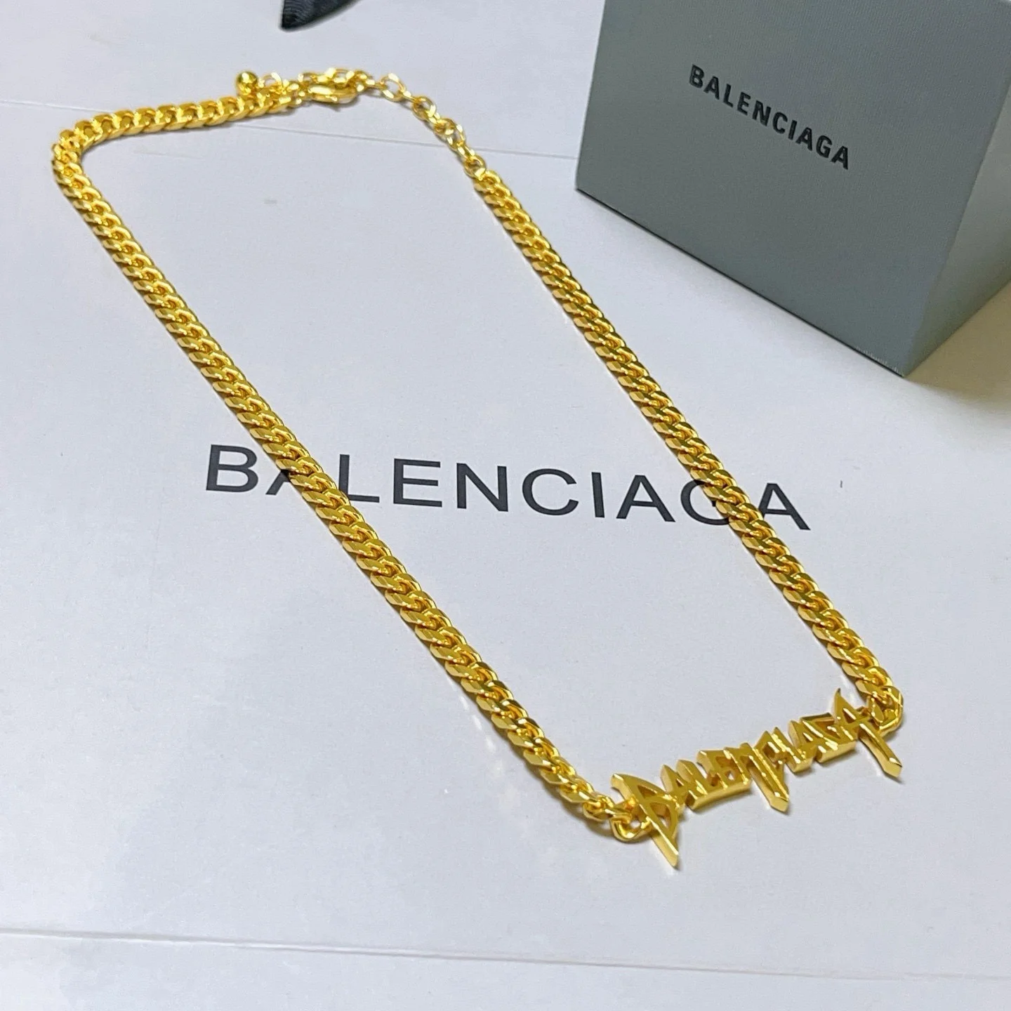 BALENCIAGA Necklaces A05202608050248