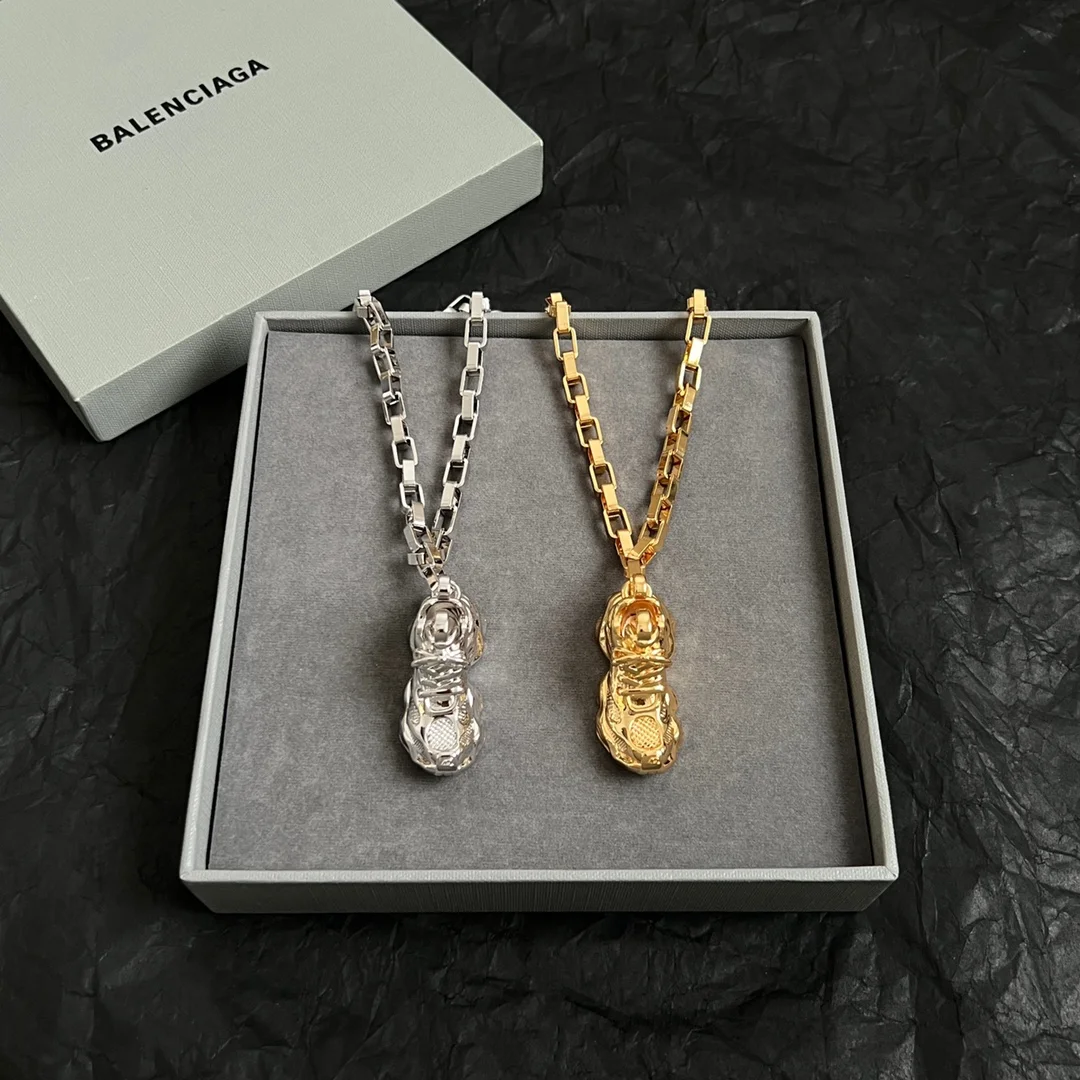 BALENCIAGA Necklaces Brass Gold Plated 55CM A55202608050284 - Image 3