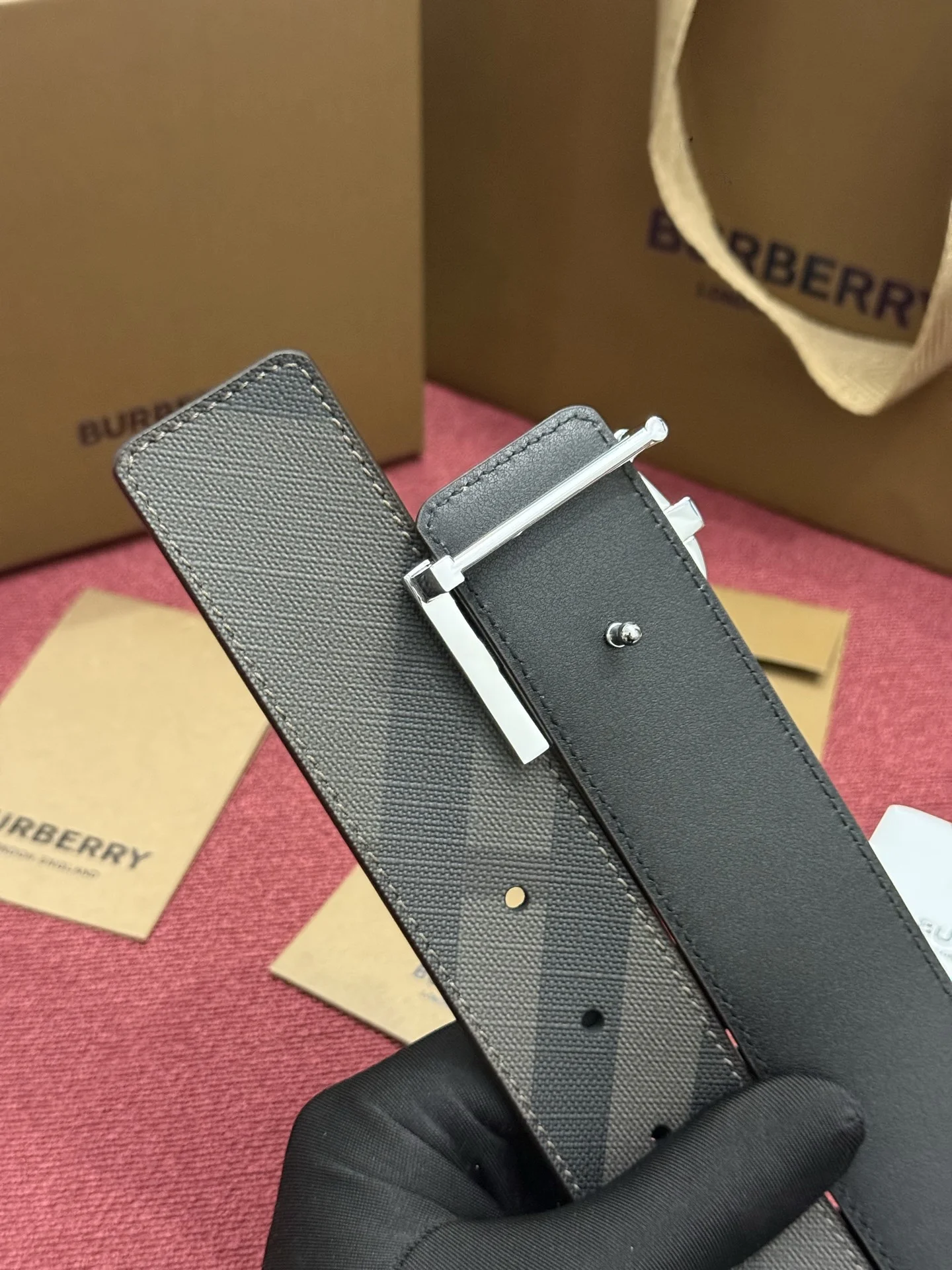 BURBERRY Belts Check Leather 4.0CM 4.0cm Width A60202608050216 - Image 2