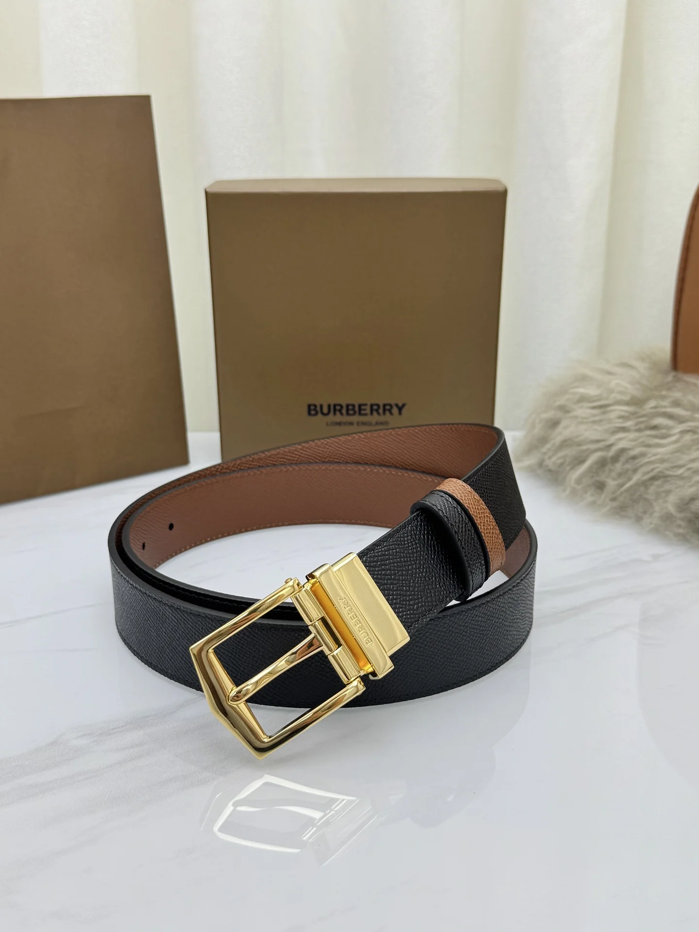 BURBERRY Belts Leather 3.5cm Width A60202608050691