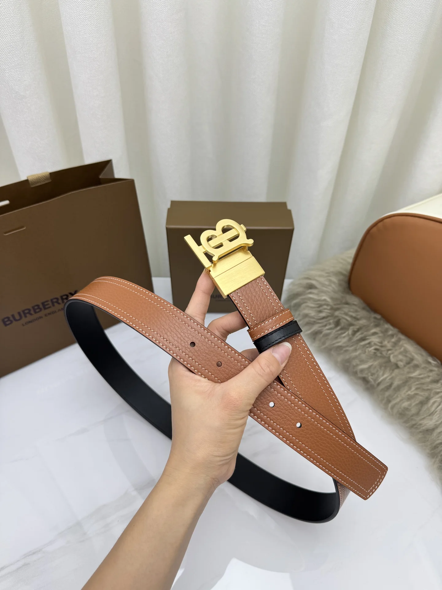 BURBERRY Belts Top Layer Leather 3.5cm Width A70202608050599 - Image 4