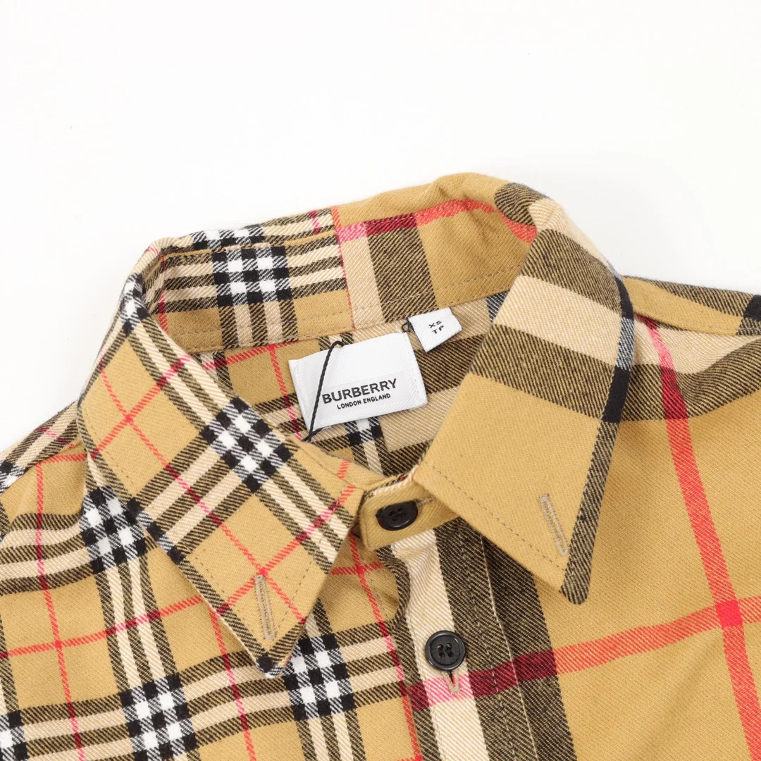 BURBERRY Shirts B40202608030020 - Image 3