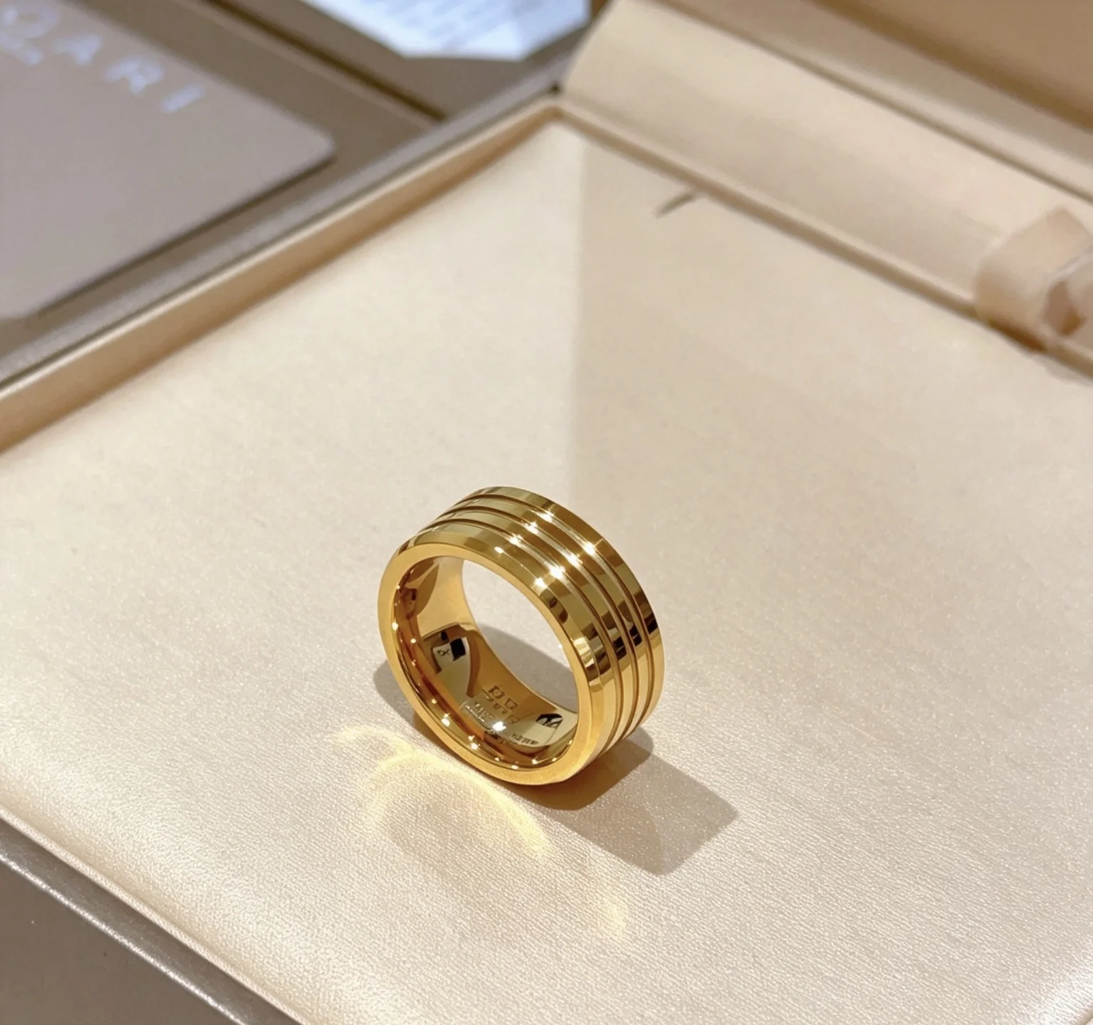 BVLGARI Necklaces Gold 6-11 I5202608050043 - Image 6