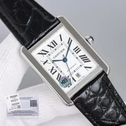 Alternative view of CARTIER Tank Automatic W5200028 (White Dial) 31mm A300202608050130