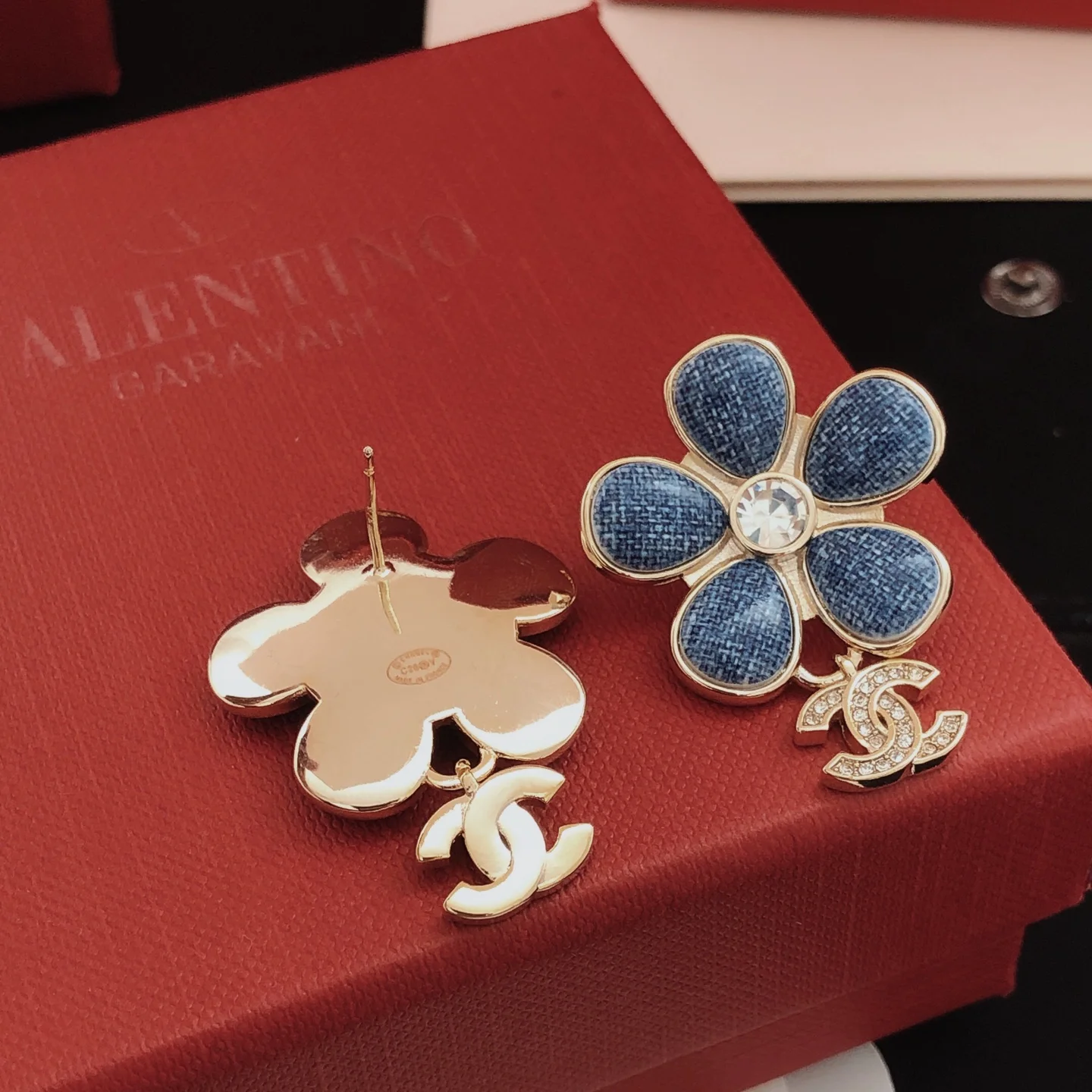 CHANEL Earrings Brass F5202608050069 - Image 2