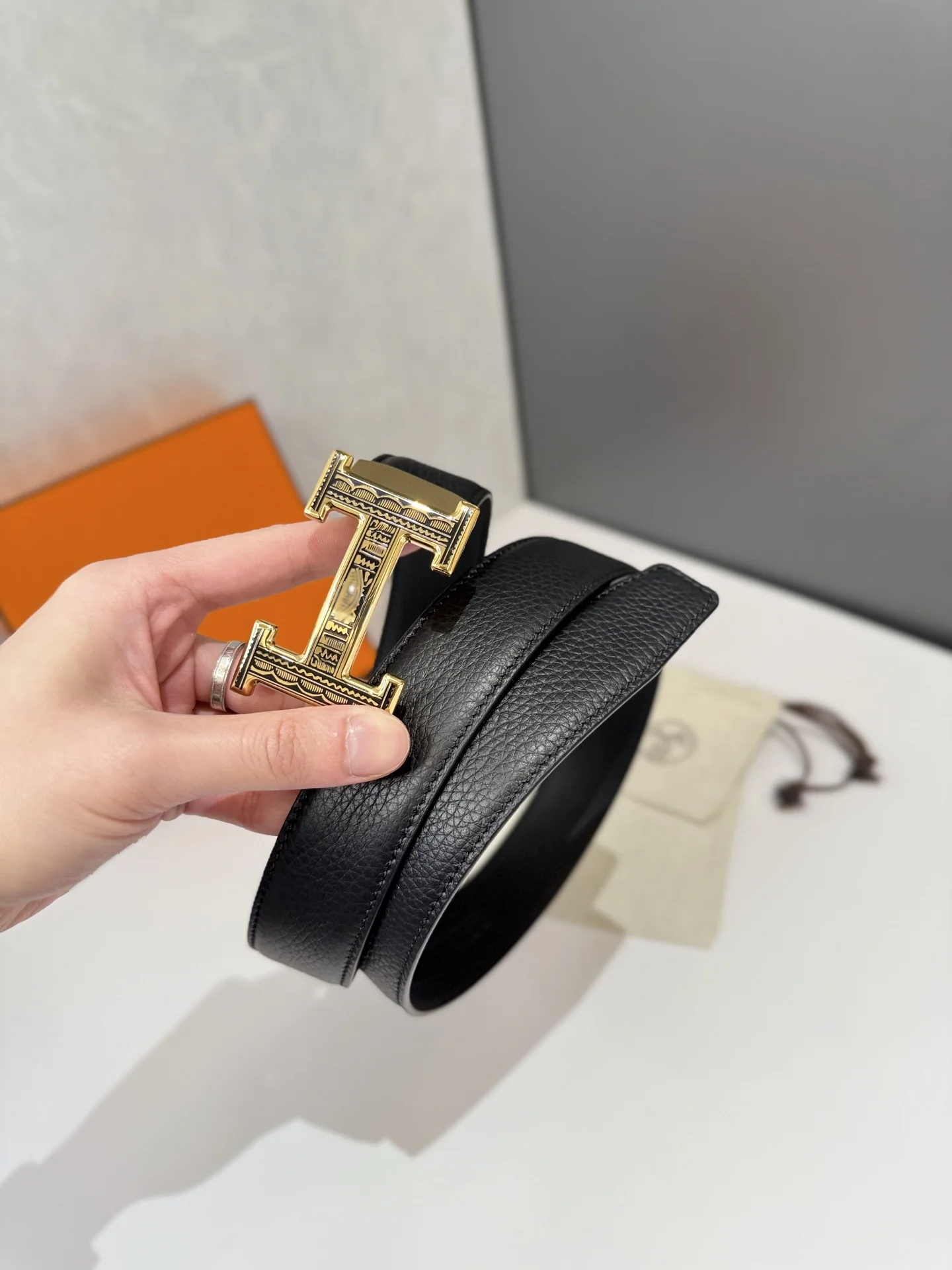 HERMES Belts Leather 3.5cm Width A70202608050678 - Image 6