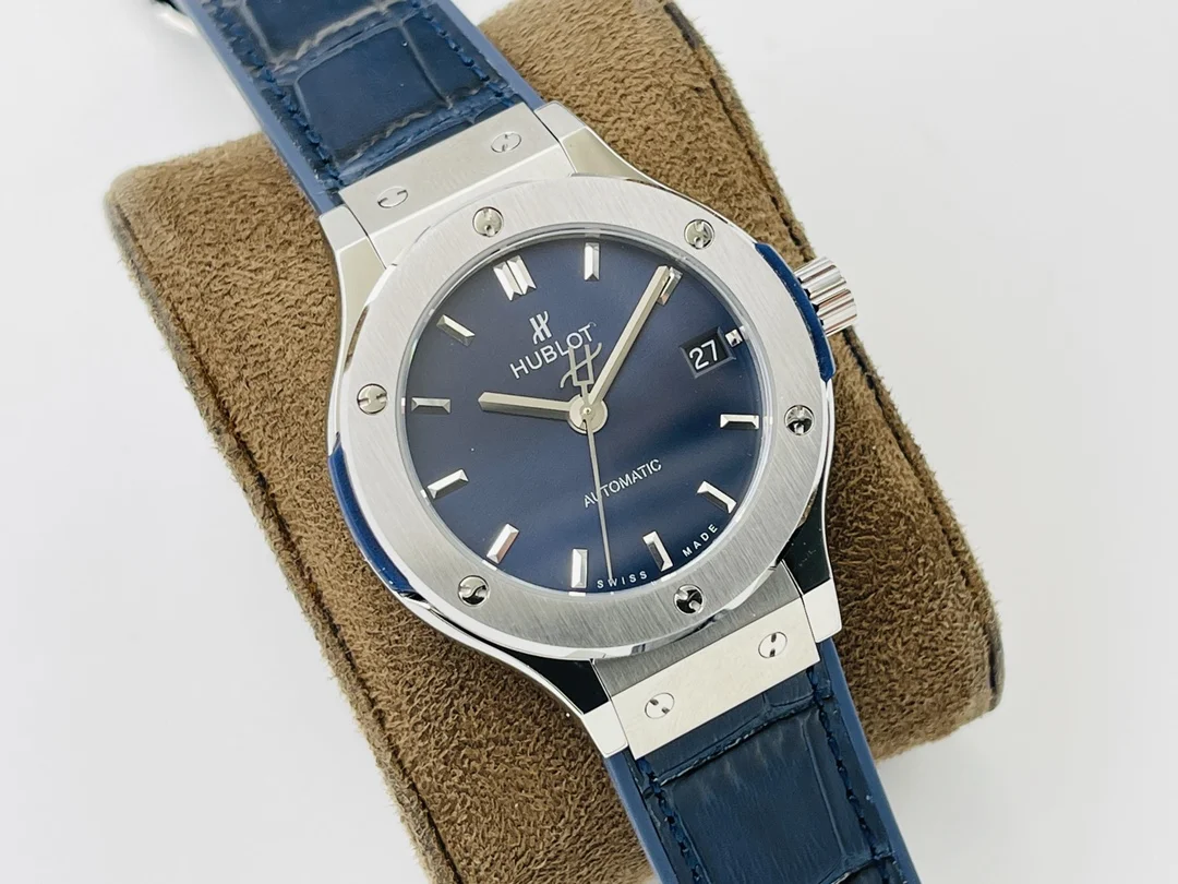 HUBLOT Classic Fusion Automatic 415NX1112VRMXM16 (Blue Dial) 42mm HB A850202608050224 - Image 2
