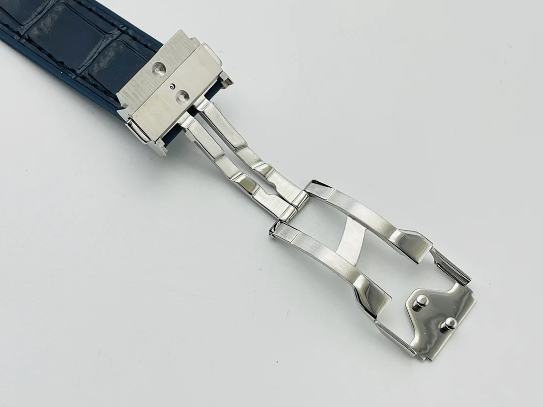 HUBLOT Classic Fusion Automatic 415NX1112VRMXM16 (Blue Dial) 42mm HB A850202608050224 - Image 8