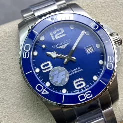 Alternative view of LONGINES Hydroconquest Automatic (Blue Dial) 41mm ZF A150202608050002