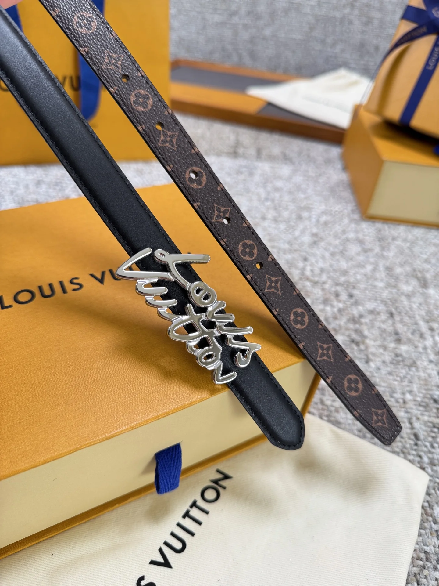 LV Belts 2.0cm Width A60202608050018 - Image 3