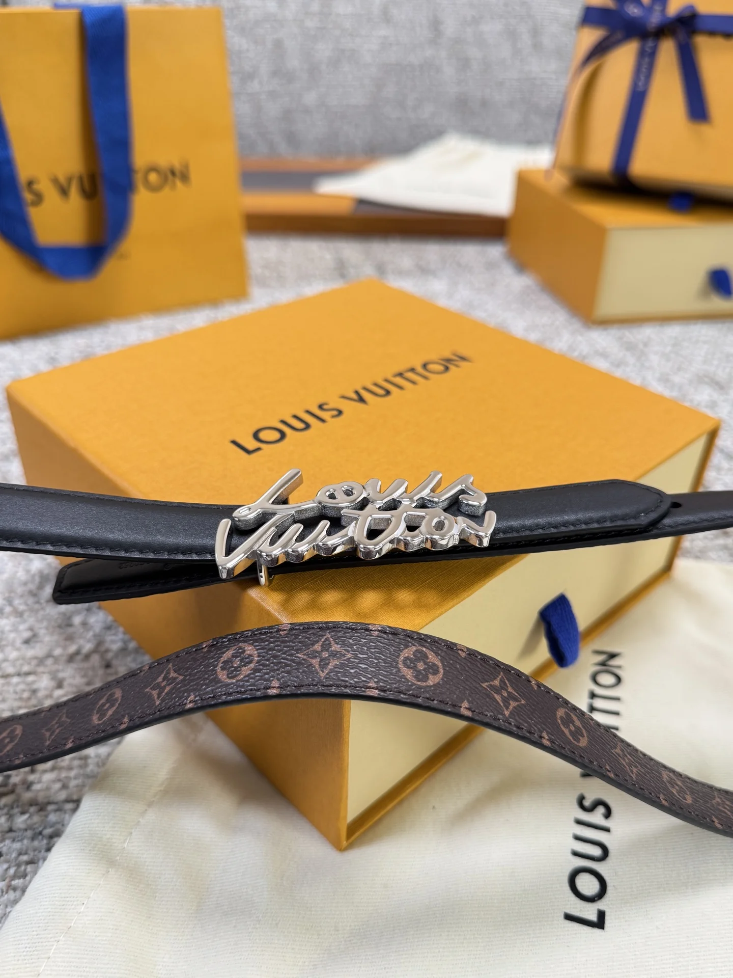 LV Belts 2.0cm Width A60202608050018 - Image 6