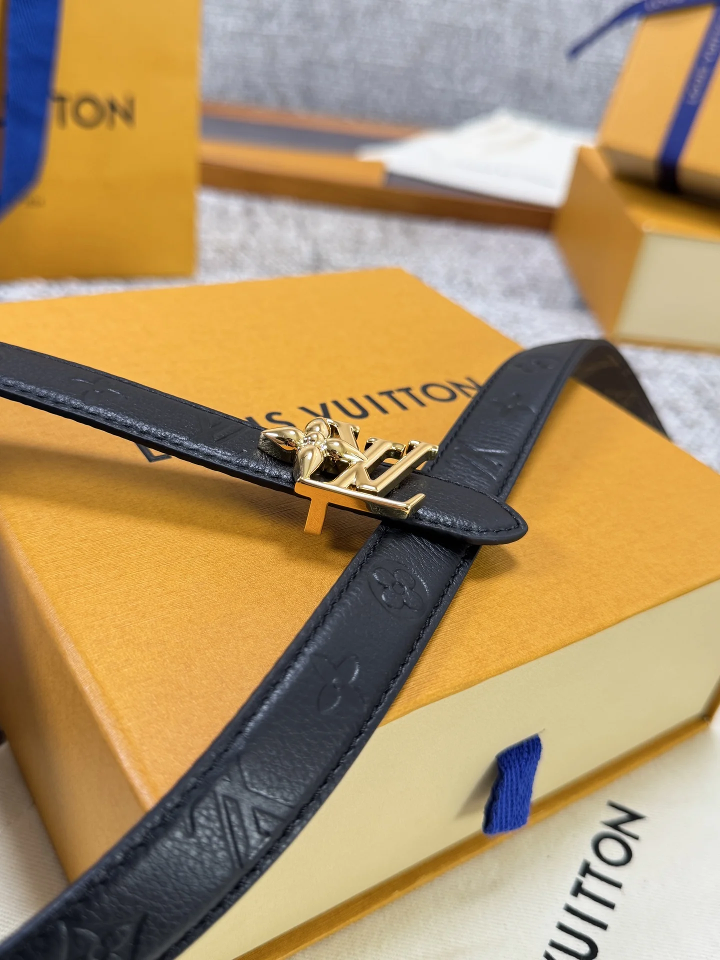 LV Belts 2.0cm Width A60202608050766 - Image 6