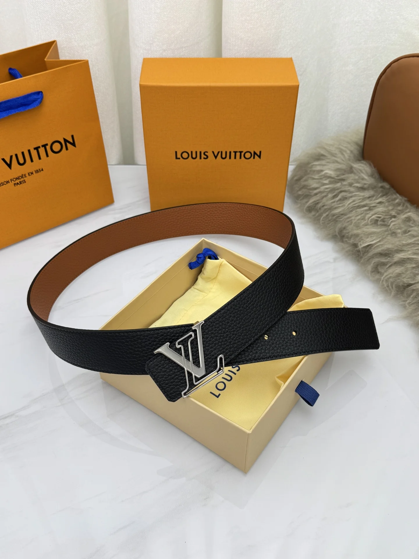LV Belts 4.0cm Width A60202608050113 - Image 2