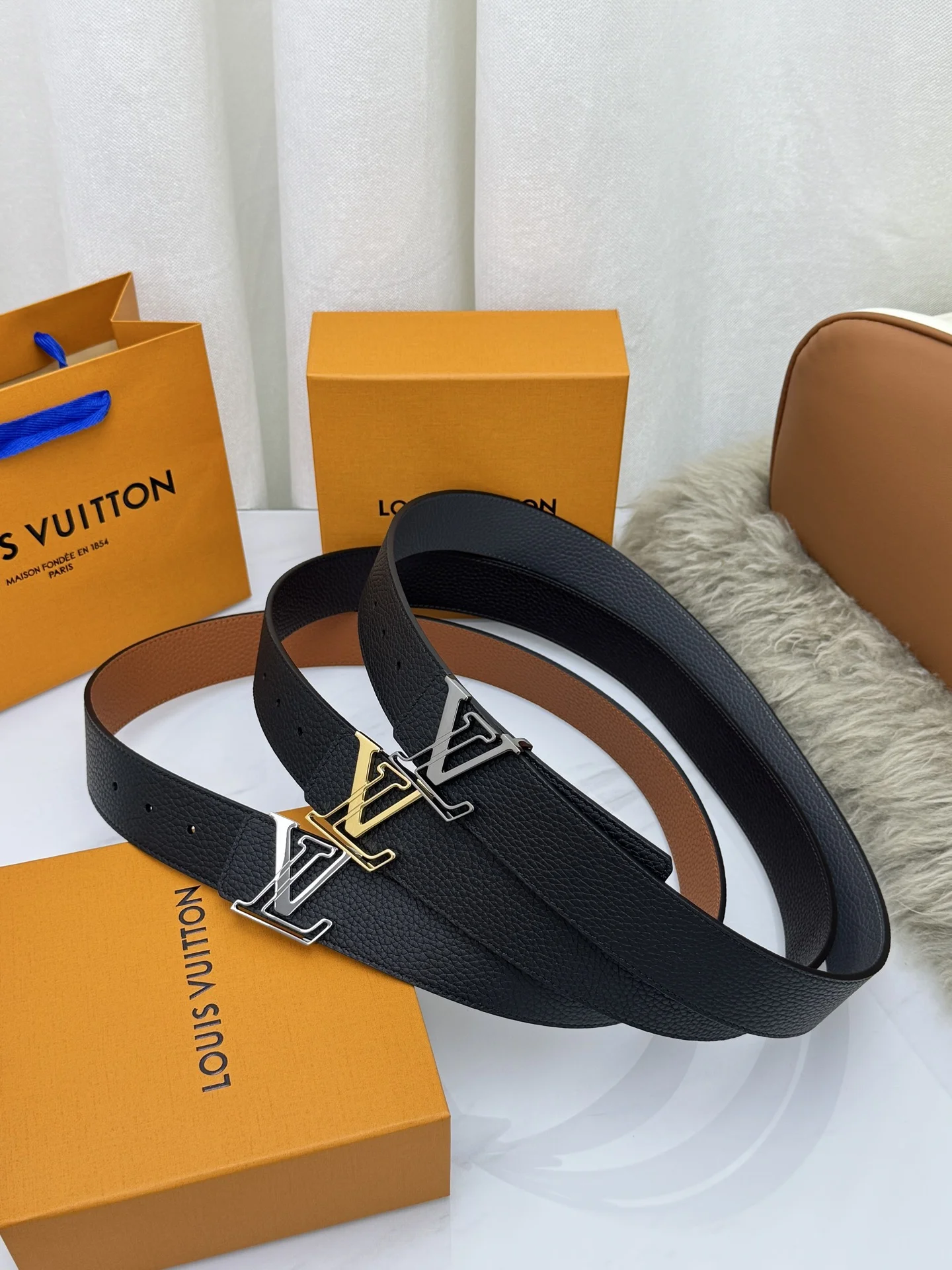 LV Belts 4.0cm Width A60202608050113 - Image 9