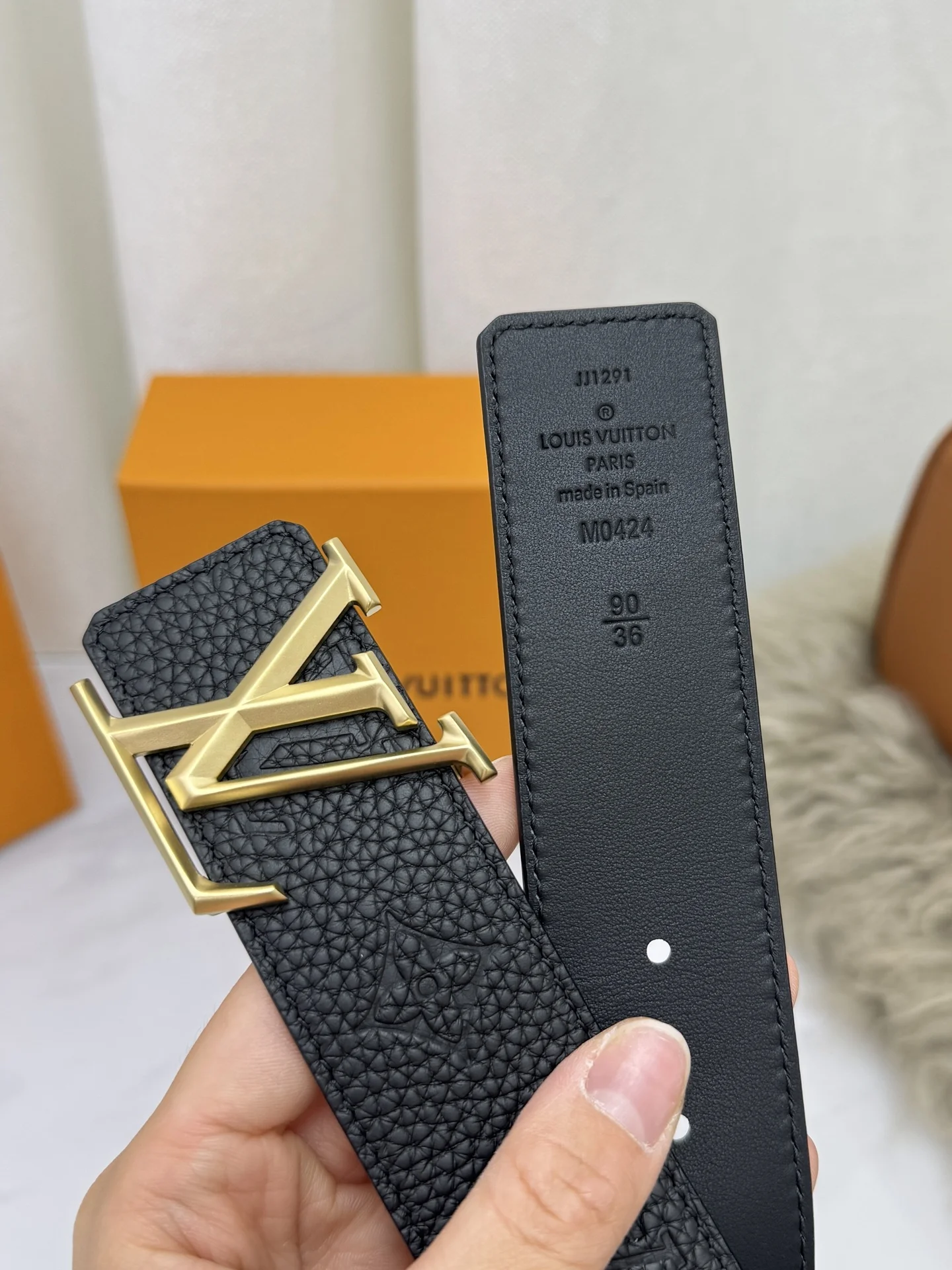 LV Belts 4.0cm Width A60202608050185 - Image 6