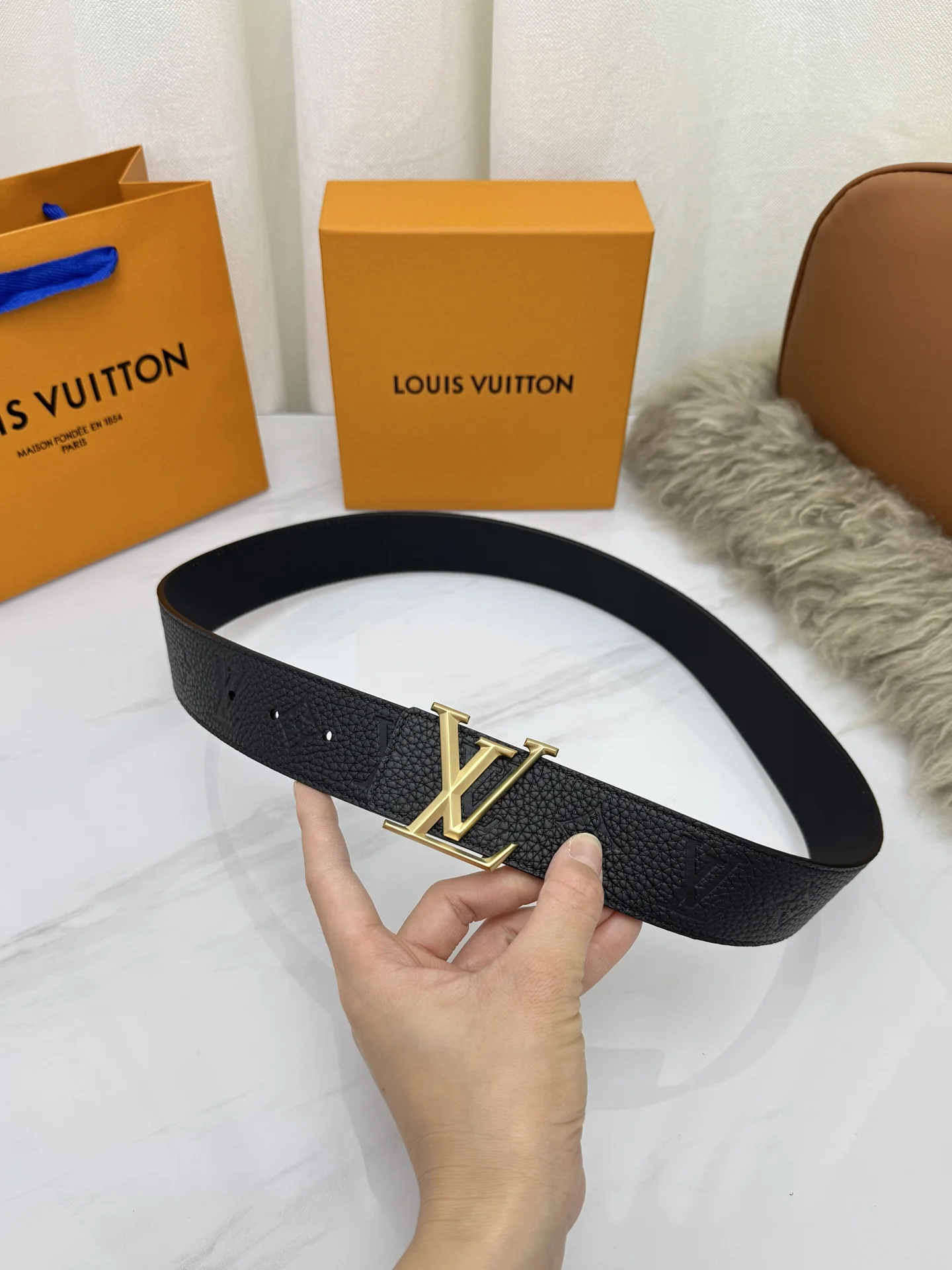 LV Belts 4.0cm Width A60202608050185 - Image 7
