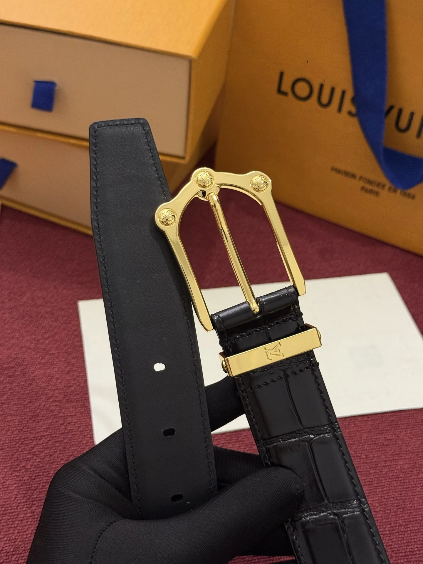 LV Belts Crocodile Embossed Leather A70202608050145 - Image 2