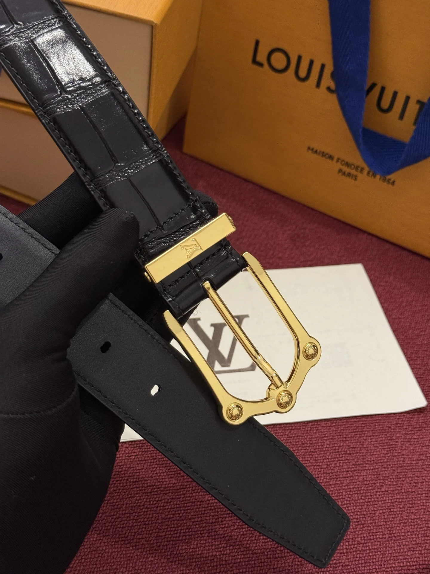 LV Belts Crocodile Embossed Leather A70202608050145 - Image 4