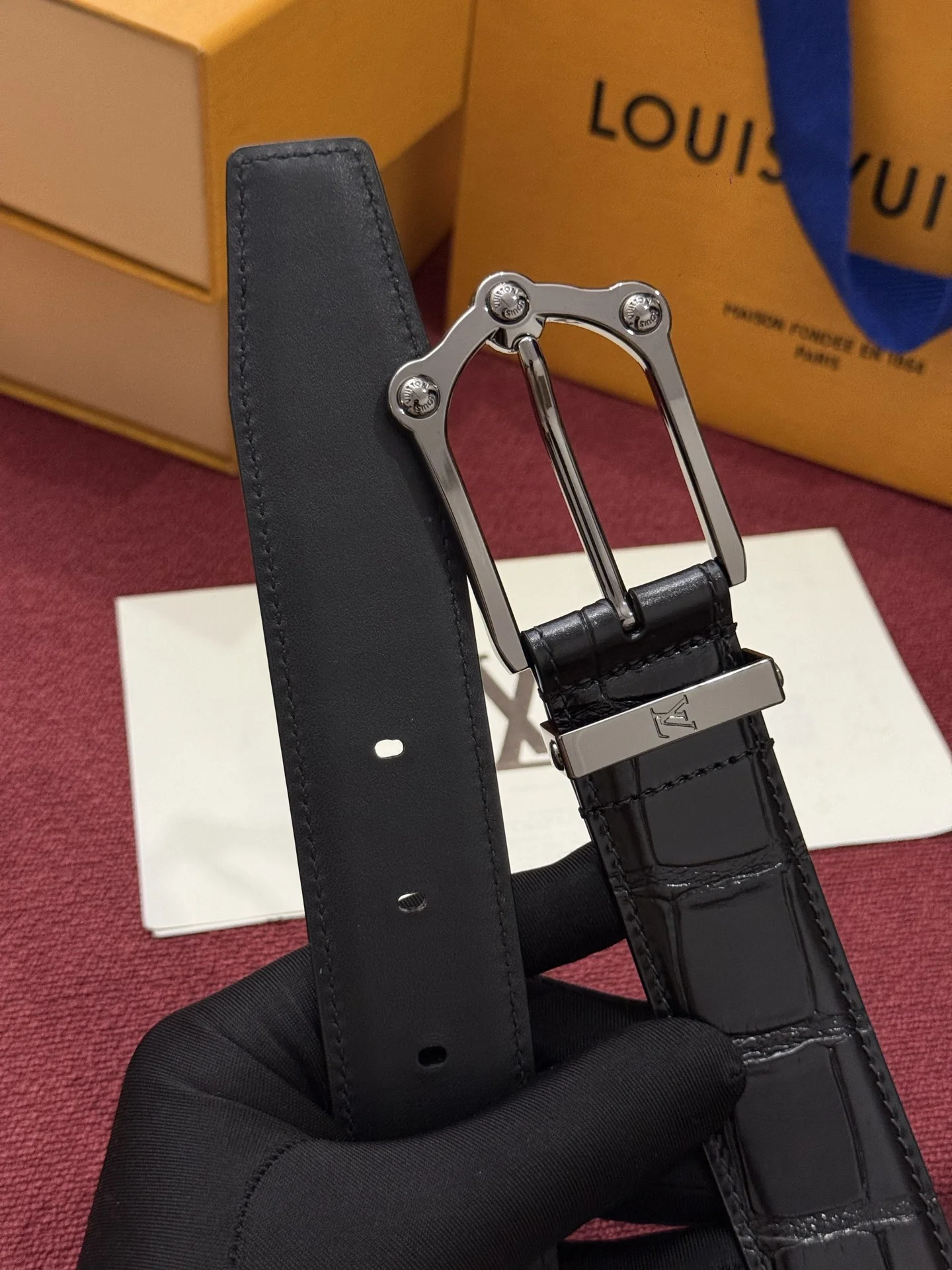 LV Belts Crocodile Leather A70202608050142 - Image 2