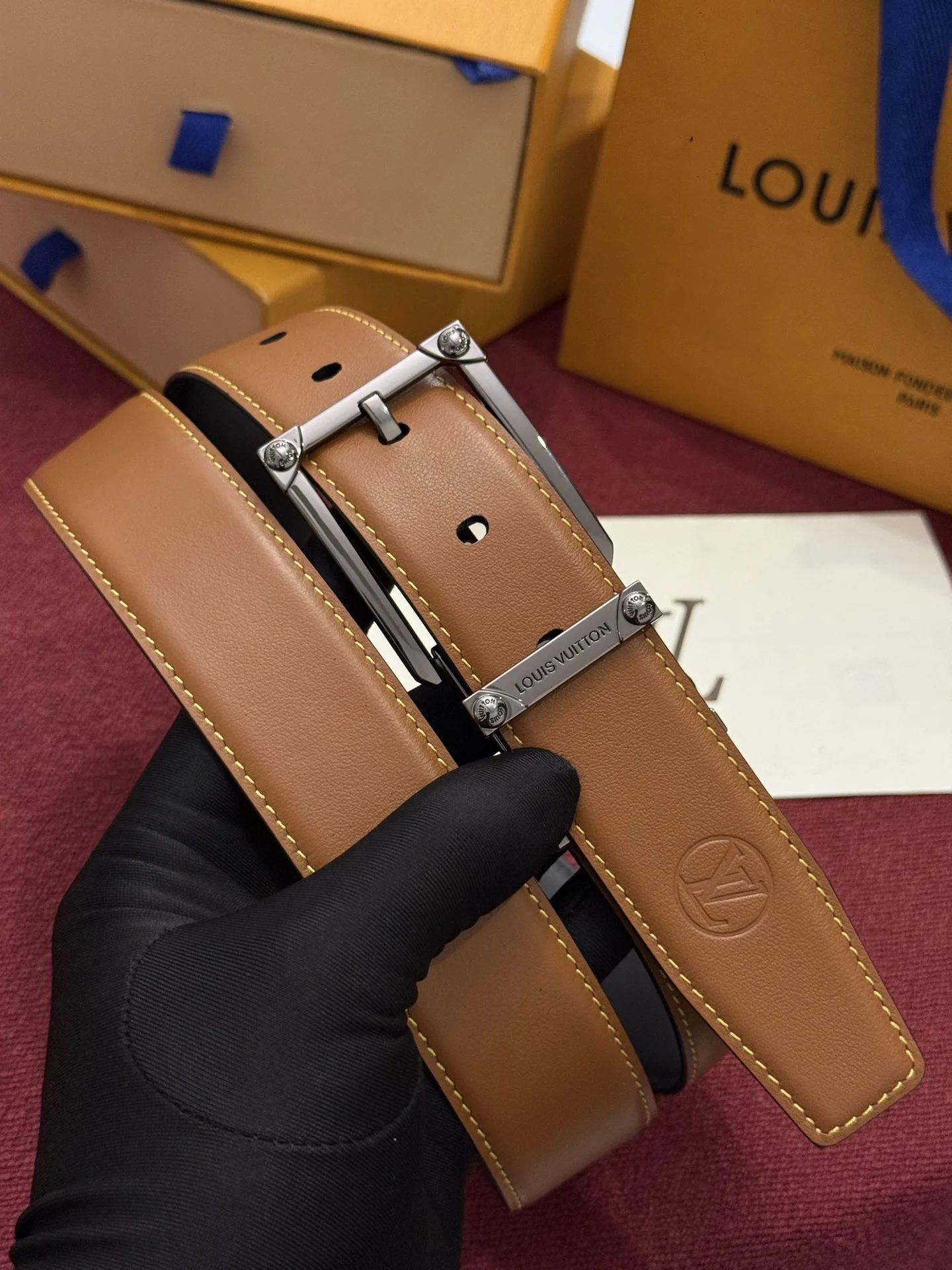 LV Belts Leather A70202608050099 - Image 6