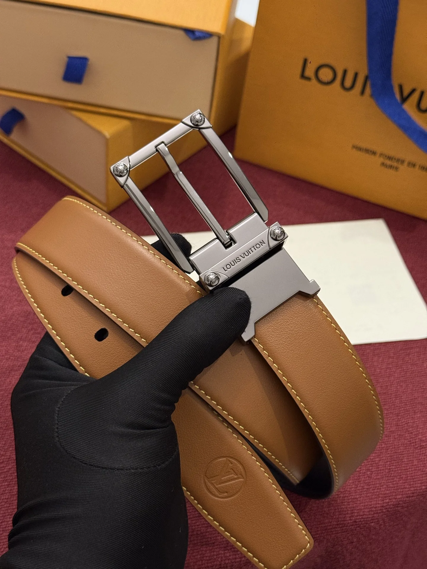 LV Belts Leather A70202608050099 - Image 7