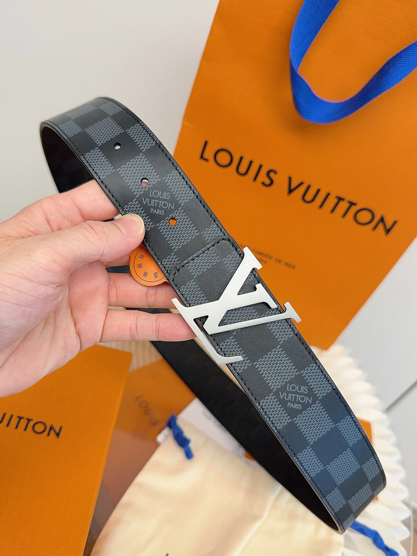 LV Belts Leather ONE SIZE 4.0cm Width A70202608050181 - Image 3