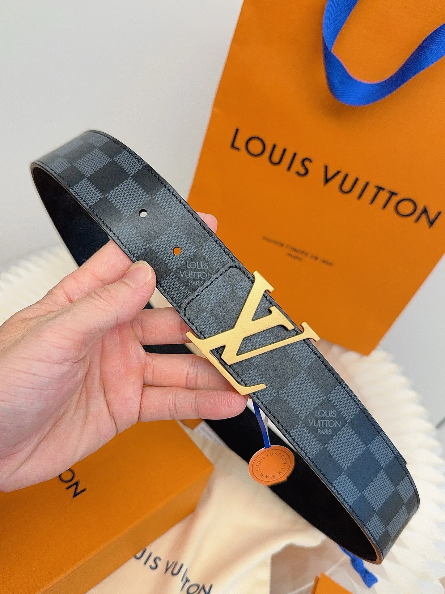 LV Belts Leather ONE SIZE 4.0cm Width A70202608050181 - Image 6