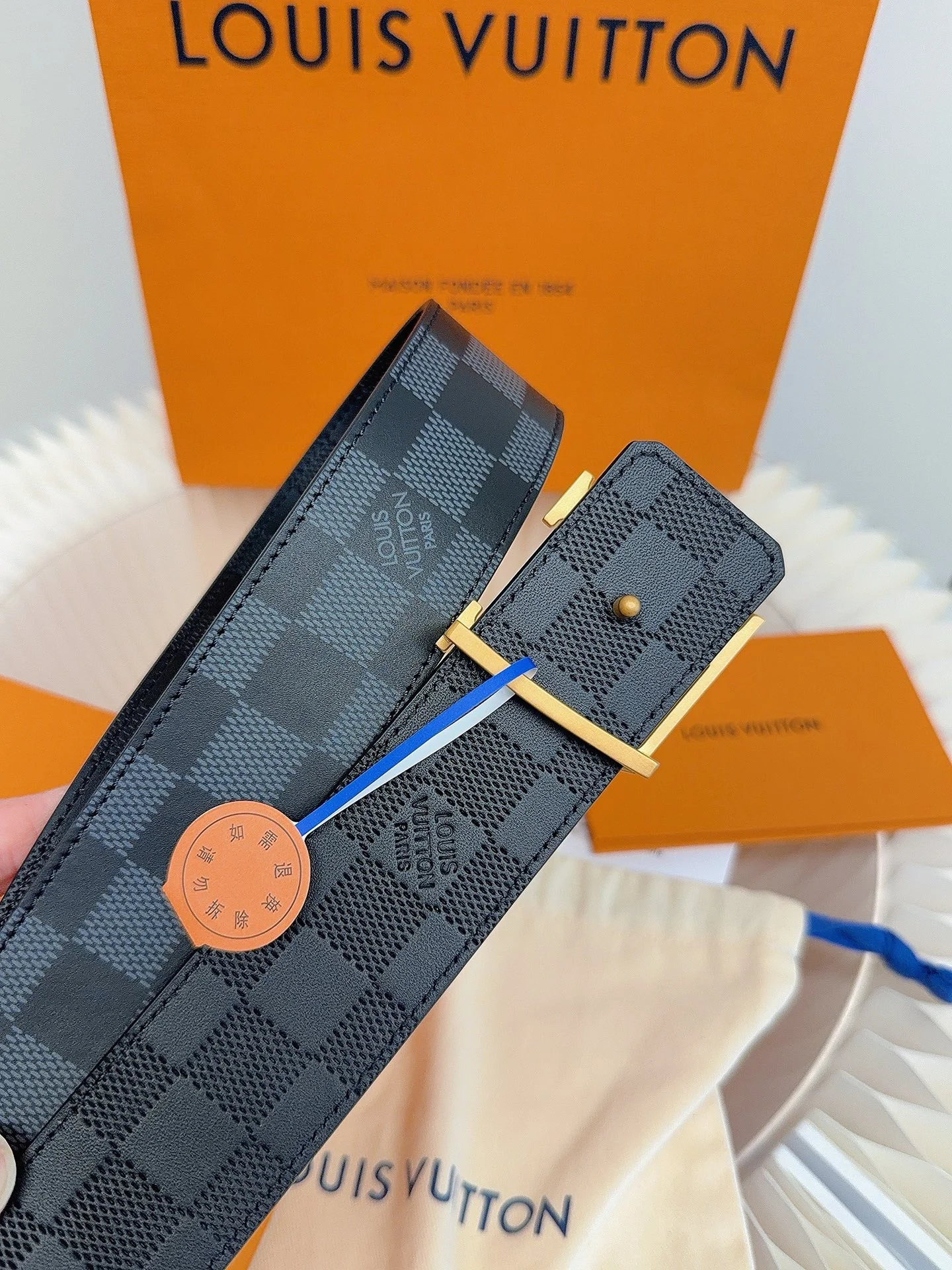 LV Belts Leather ONE SIZE 4.0cm Width A70202608050181 - Image 7