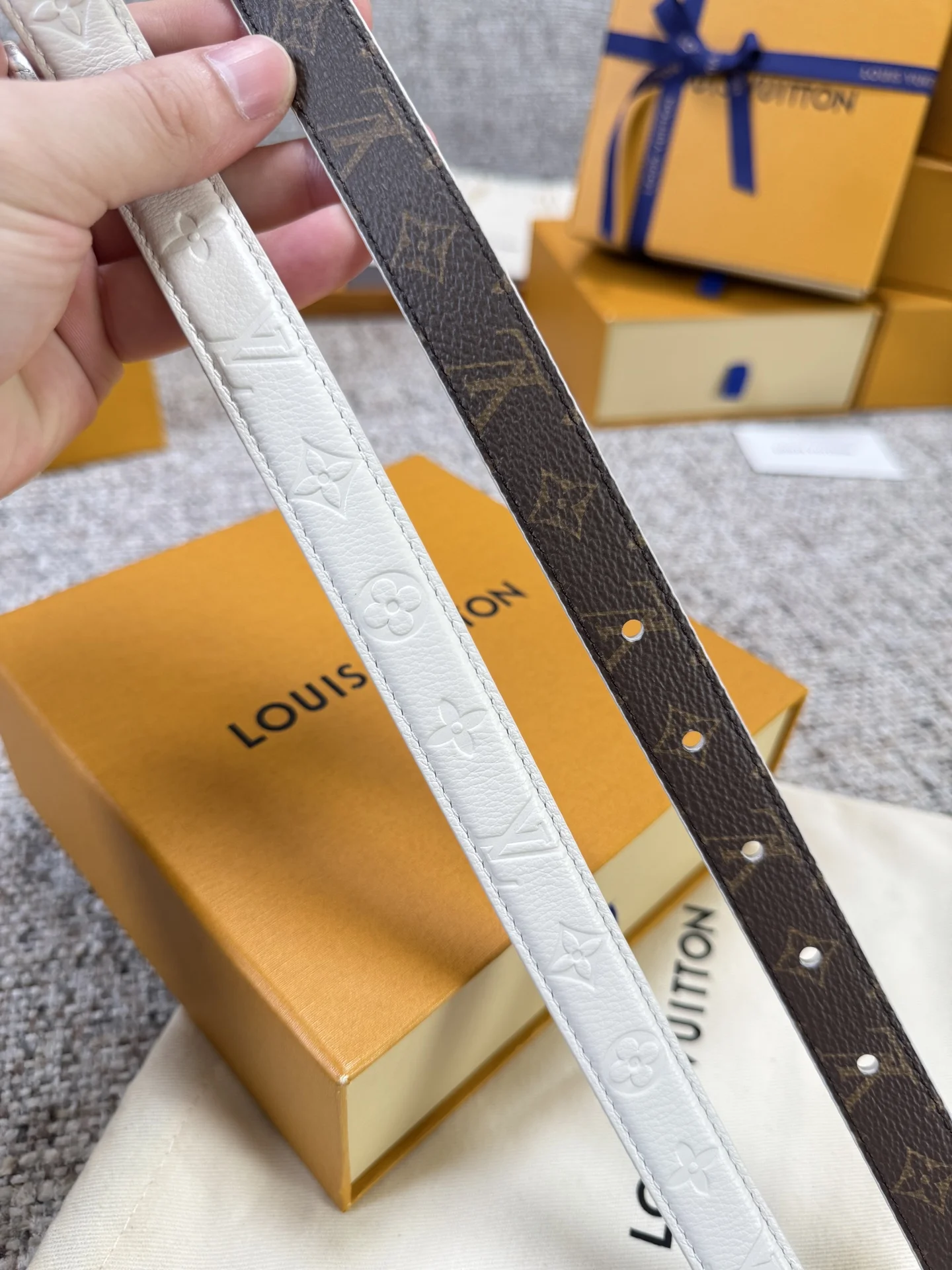 LV Belts Leather One Size 2.0cm Width A60202608050760 - Image 8