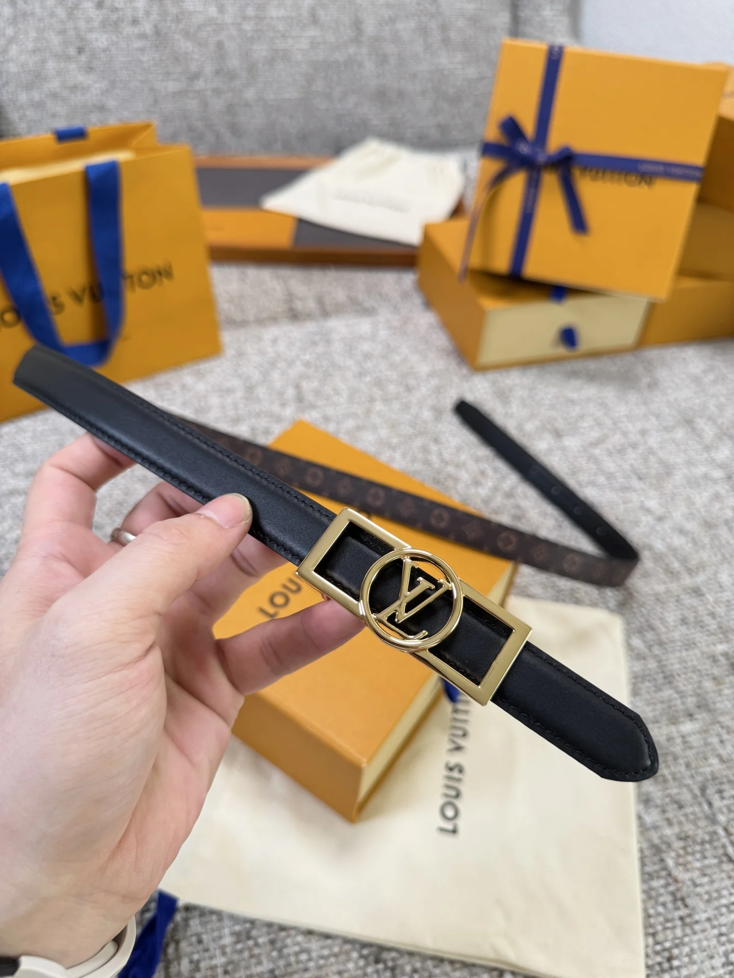 LV Belts Leather P160 2.0cm Width A60202608050014 - Image 2
