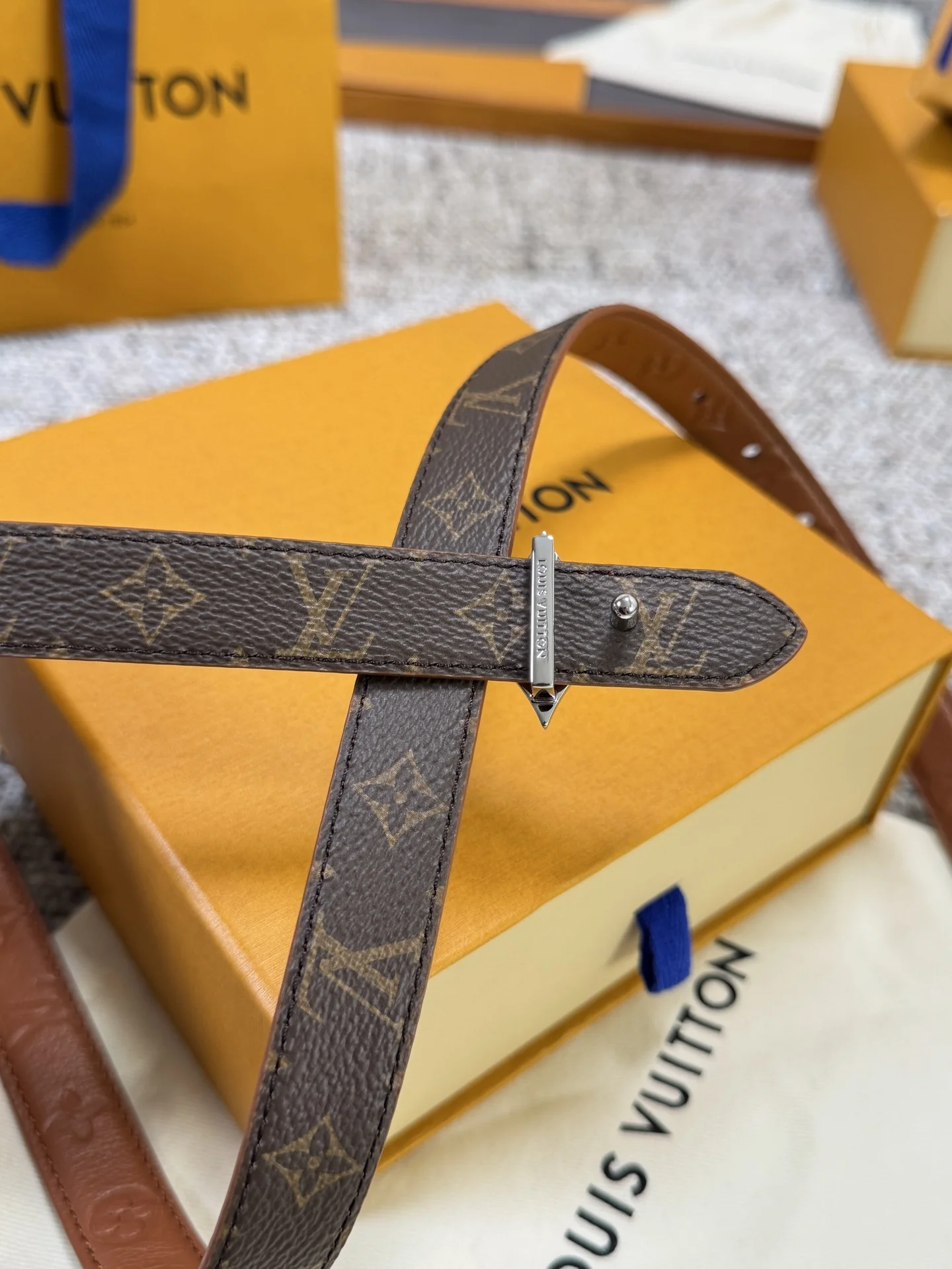 LV Belts Leather P160 2.0cm Width A60202608050732 - Image 6