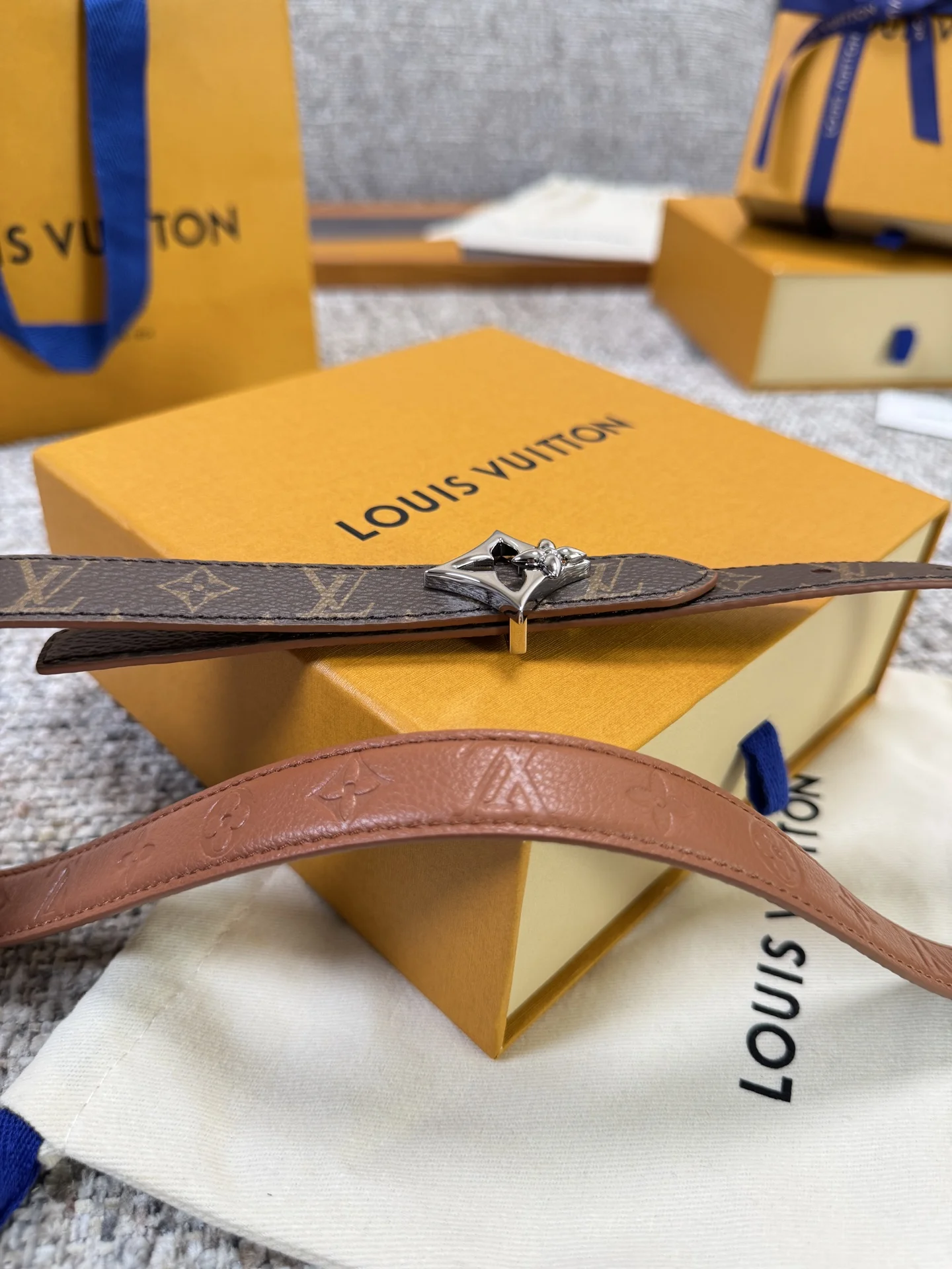 LV Belts Leather P160 2.0cm Width A60202608050732 - Image 7