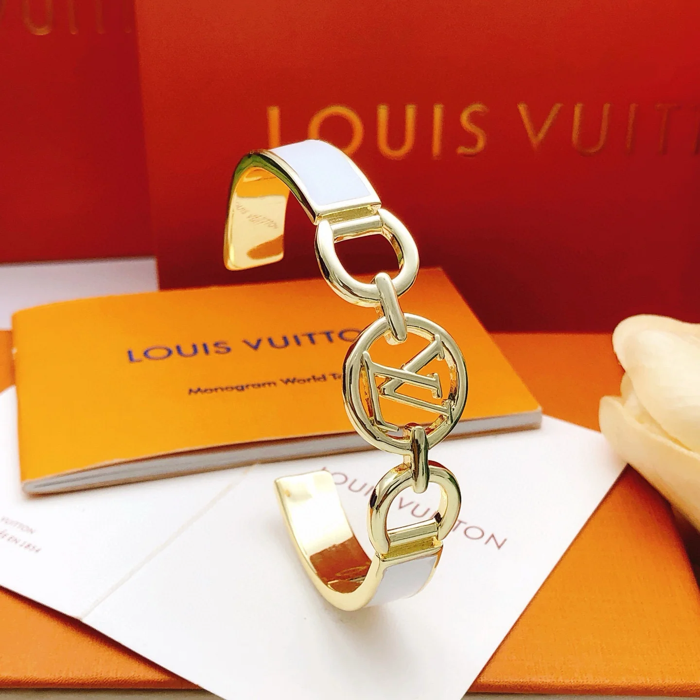 LV Bracelets Brass One Size F5202608050074