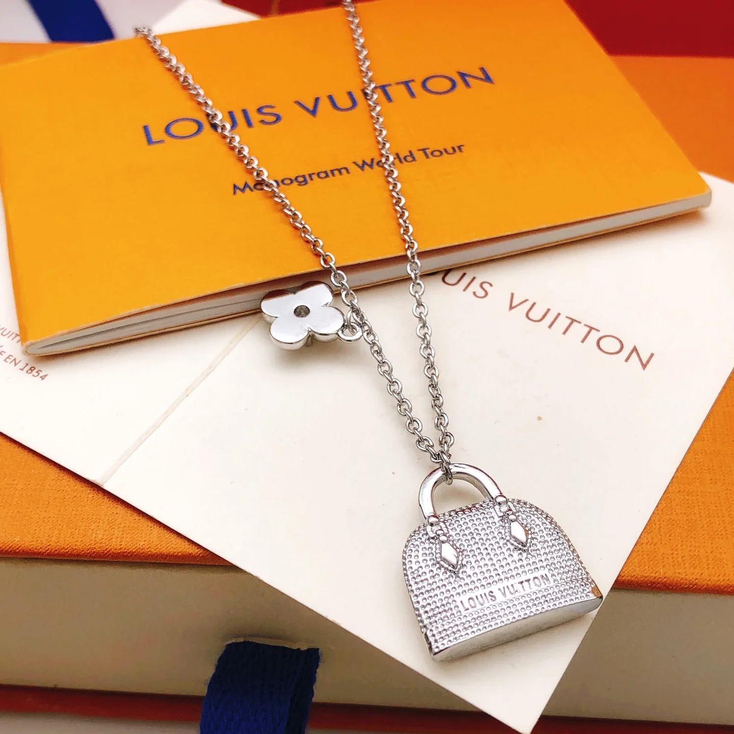 LV Necklaces Brass One Size F0202608050087 - Image 2