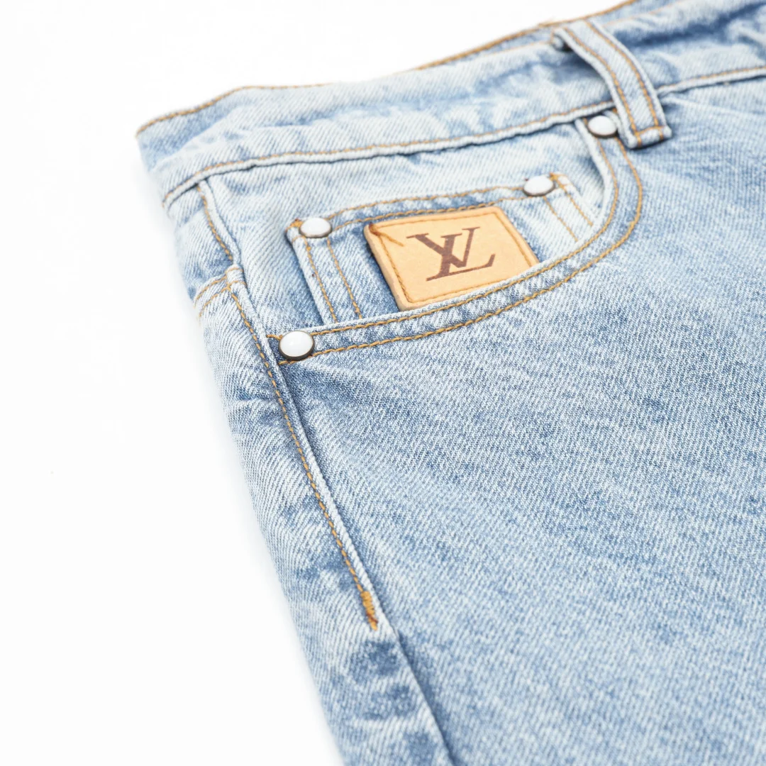 LV Trousers B80202608030054 - Image 5