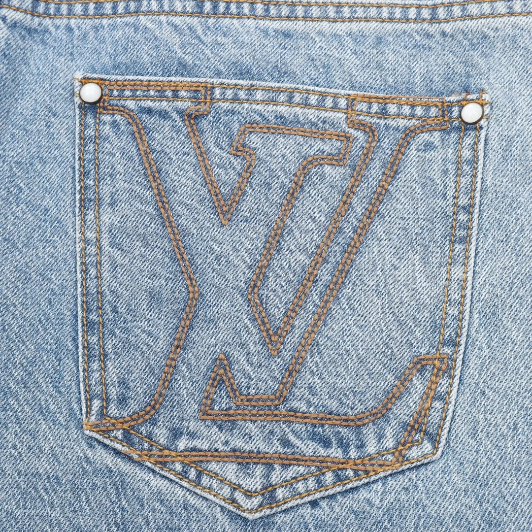 LV Trousers B80202608030054 - Image 8