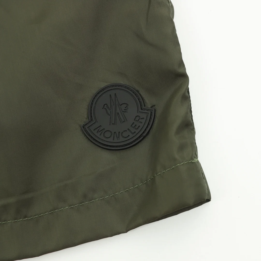 MONCLER Shorts Nylon M-XXL A30202608030018 - Image 6