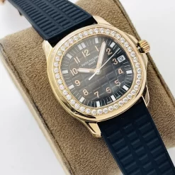 Alternative view of PATEK PHILIPPE Aquanaut Automatic (Black Dial) 35mm A750202608050239